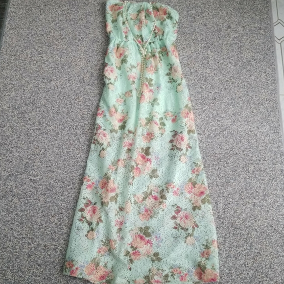 Maxi dress - Picture 2 of 4